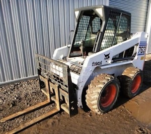 Паллетные вилы на мини-погрузчик